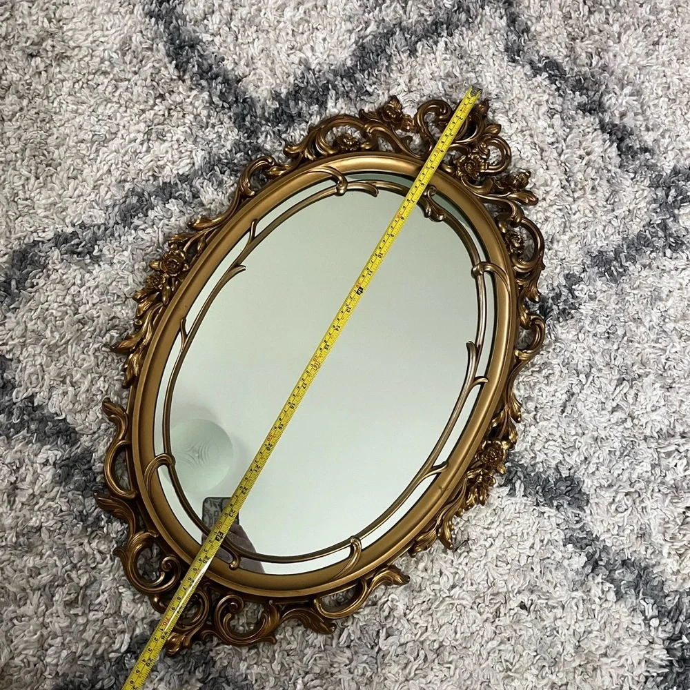 Vintage Syroco Ornate Gold Oval Wall Mirror